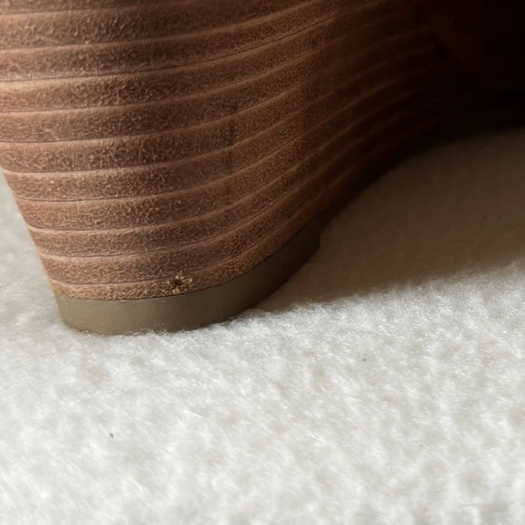 Franco Sarto Size 9M Suede Tan Cognac Wedge booties. - Picture 16 of 16